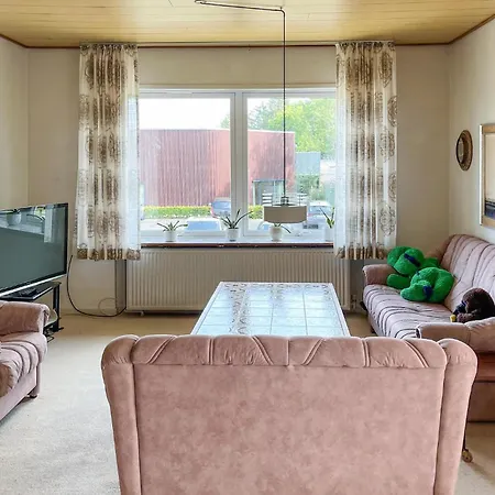 Σπίτι διακοπών 2 Bedroom Amazing In