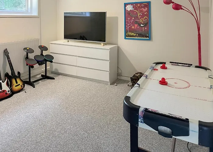 Σπίτι διακοπών 2 Bedroom Amazing In *