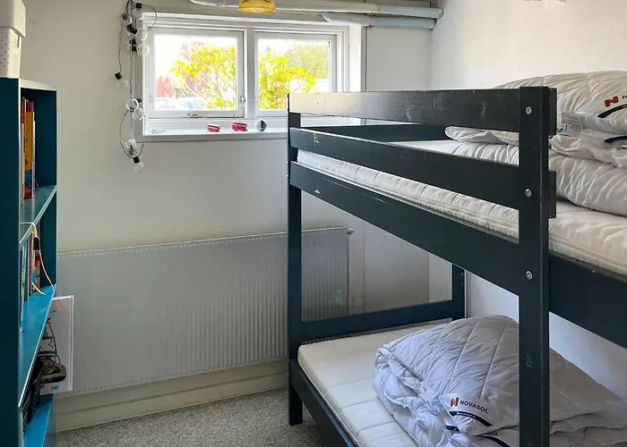 2 Bedroom Amazing In Σπίτι διακοπών Aså